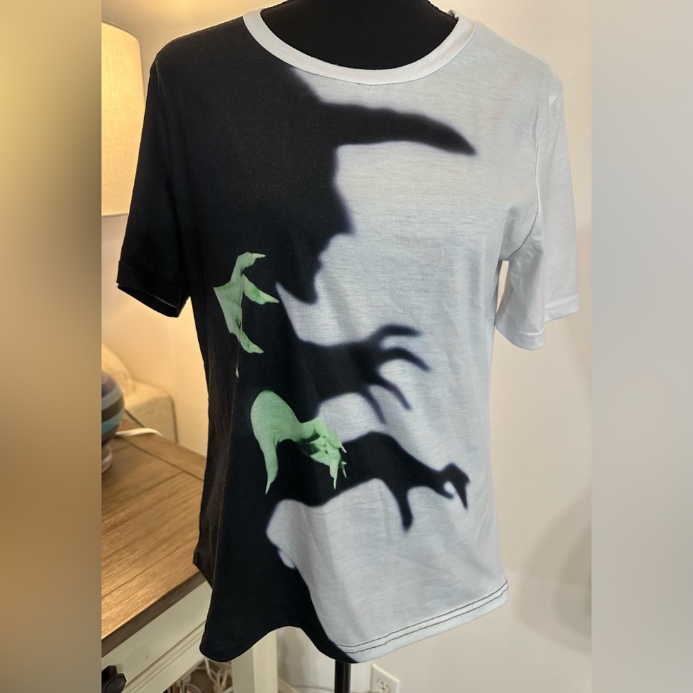Shadow Art Witch Shadow T-Shirt - Size S